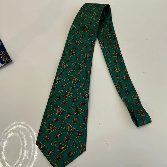 ! Salvatore Ferragamo Silk Tie green Italy Ready to Wear - Picture 1 of 5